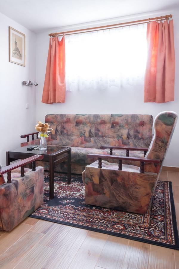Alton Garni Hotel Ceske Budejovice Luaran gambar