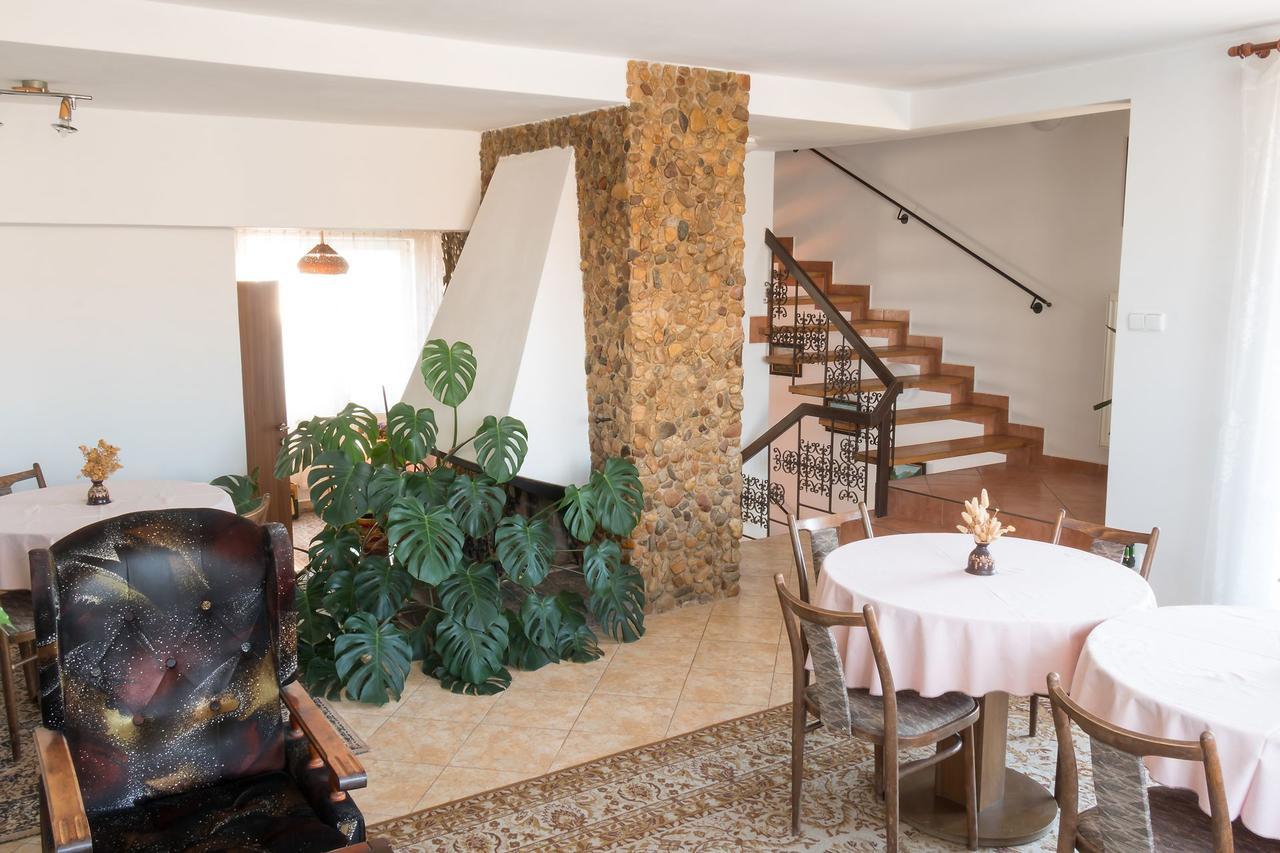 Alton Garni Hotel Ceske Budejovice Luaran gambar
