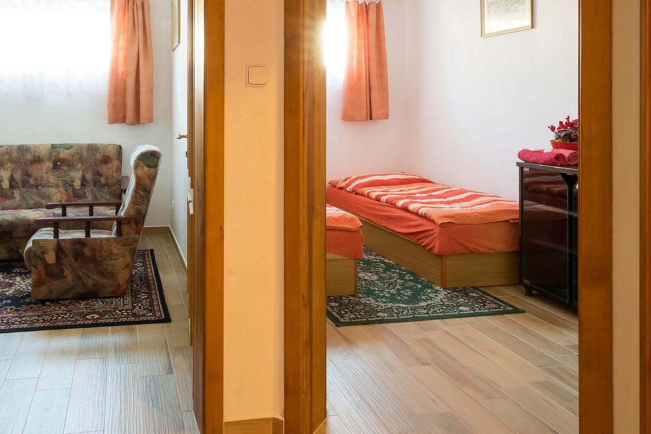 Alton Garni Hotel Ceske Budejovice Luaran gambar