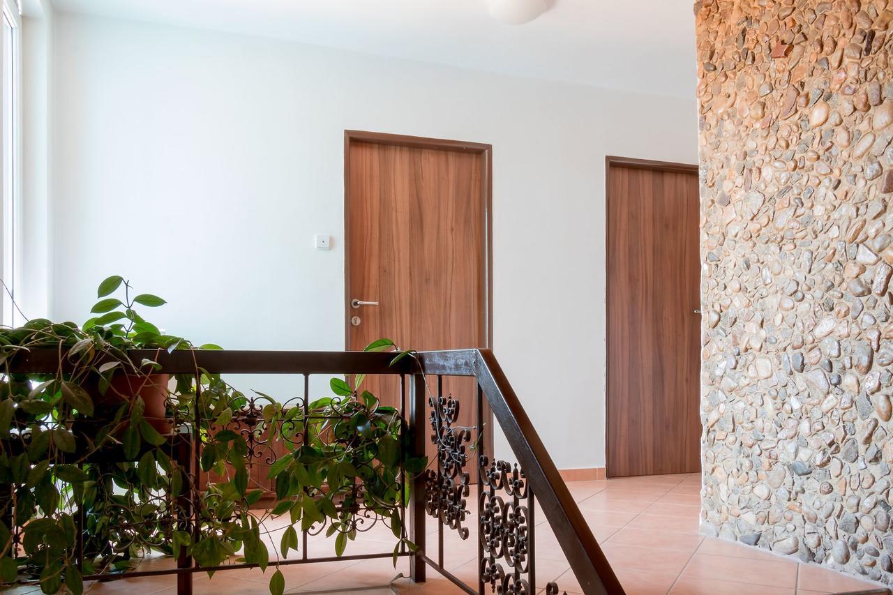 Alton Garni Hotel Ceske Budejovice Luaran gambar
